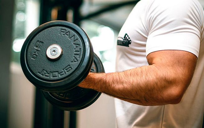 Die Wirkung von Steroiden auf den Fitnessfortschritt in kürzester Zeit